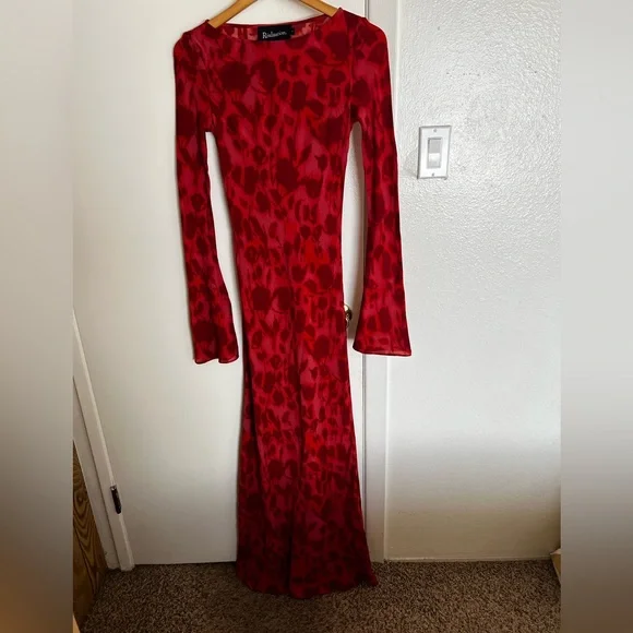 Realisation Par Red Floral Long-Sleeve Sheath Dress - Picture 3 of 7